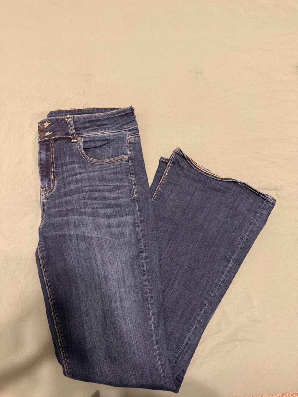 Women’s American Eagle Jeans